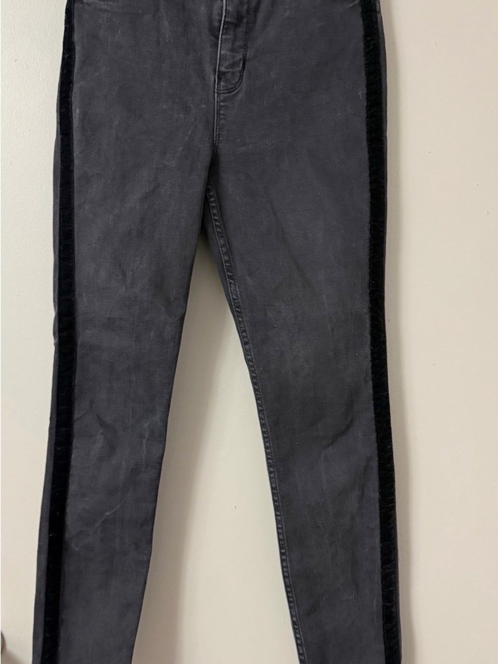 Zara Woman Gray Skinny Jeans Velvet Side Stripe Size 4
